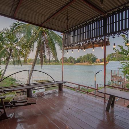 River Flow House Bangtanod Photharam Bagian luar foto